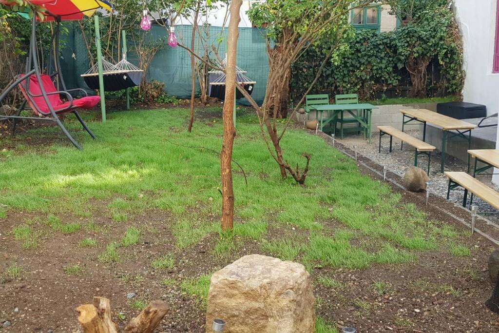 קלוז'-נאפוקה Josephine Central Villa & Garden מראה חיצוני תמונה